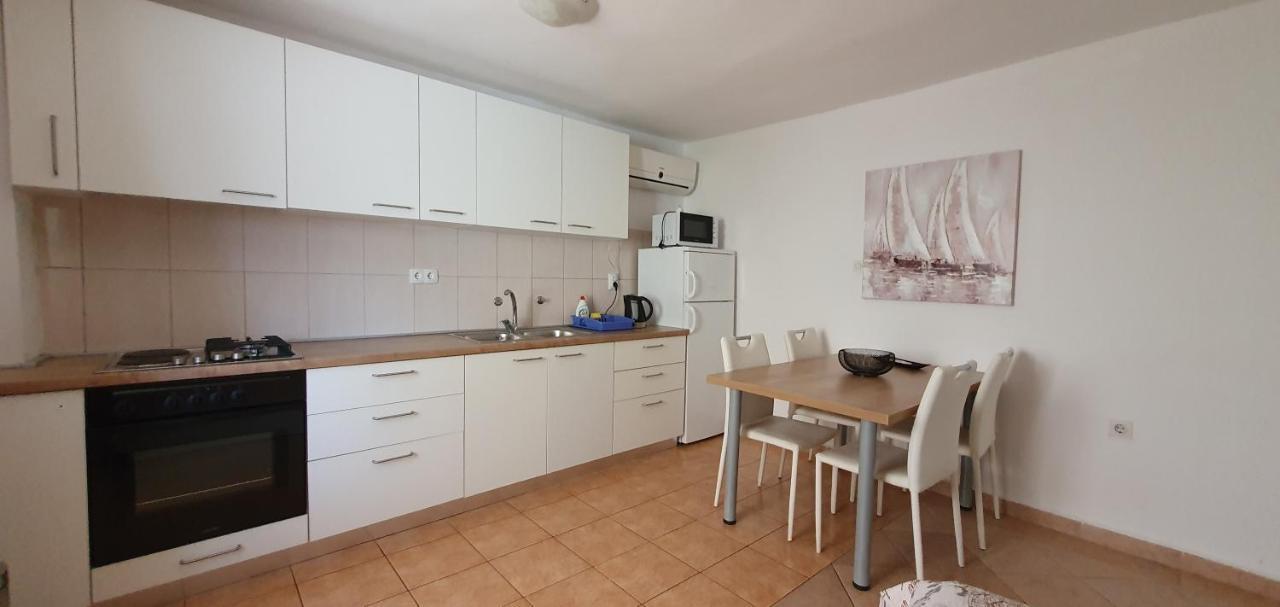 Apartman Suzana Sindija 비빈제 외부 사진