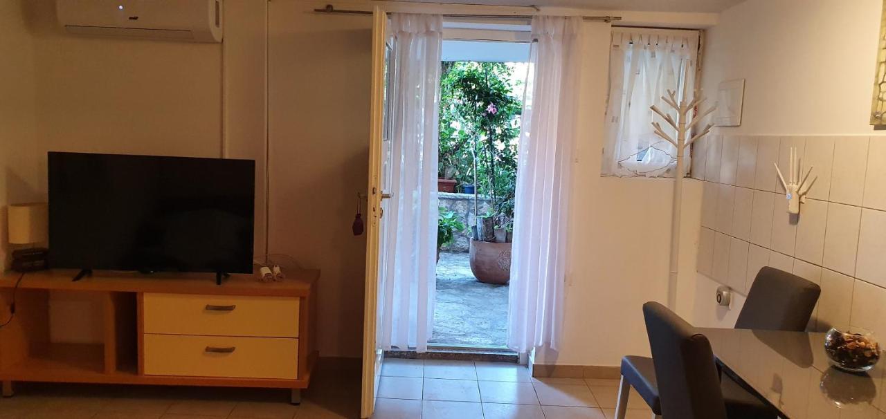 Apartman Suzana Sindija 비빈제 외부 사진