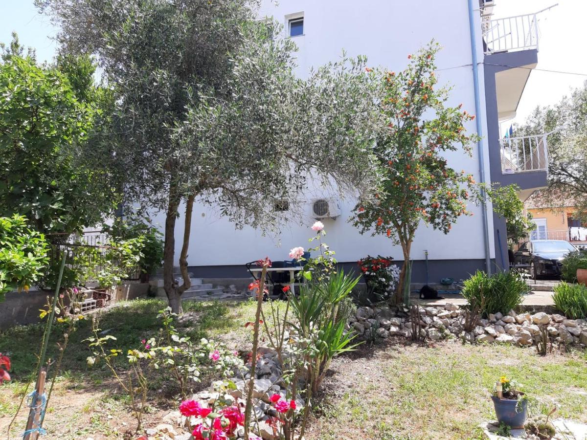 Apartman Suzana Sindija 비빈제 외부 사진