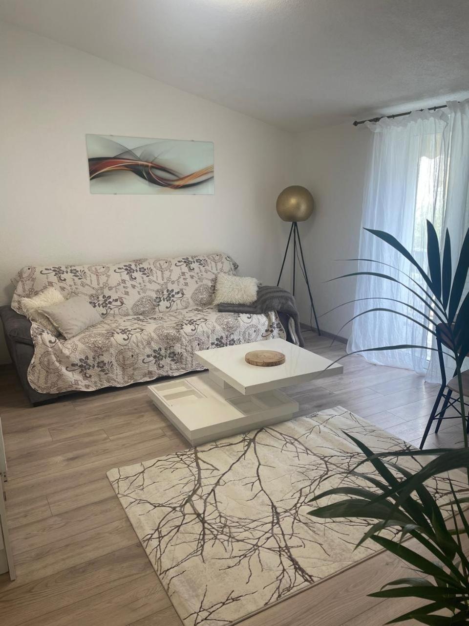 Apartman Suzana Sindija 비빈제 외부 사진